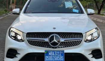 Mercedez Benz 4Matic GLC Class (SUV) 2017 full