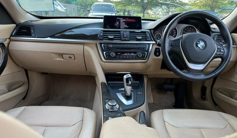 Bmw 3 Series GT M-Sports 2013 full