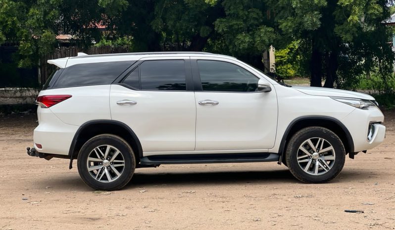 Toyota Fortuner 2016 full