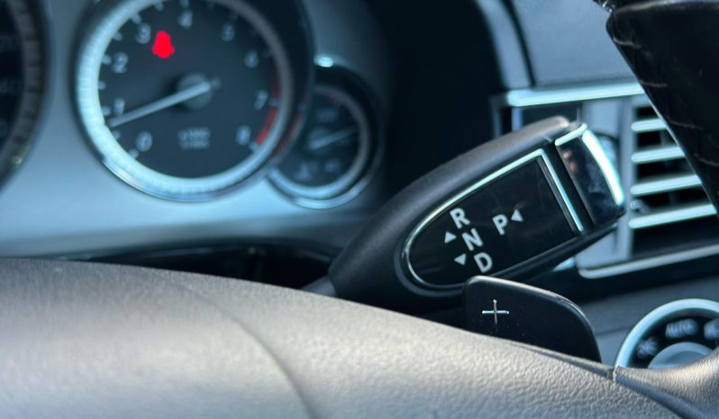 Mercedez Benz 2011 full