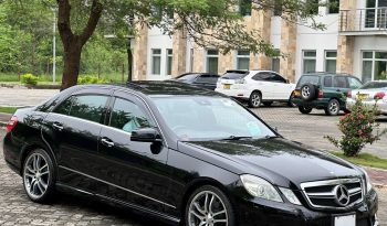 Mercedez Benz E-Class AMG 2011 full