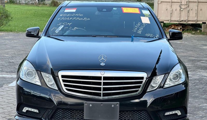 Mercedez Benz 2011 full