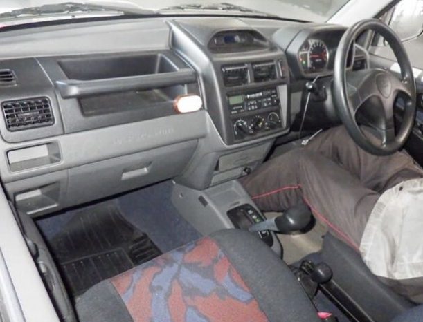 Mitsubishi Pajero Mini 1999 full