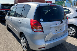 Toyota Corolla Spacio 2004 full