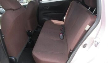 Toyota Vitz 2012 full