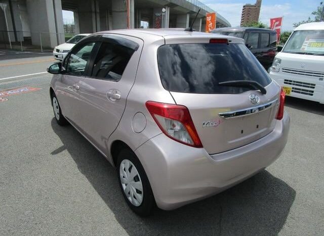 Toyota Vitz 2012 full
